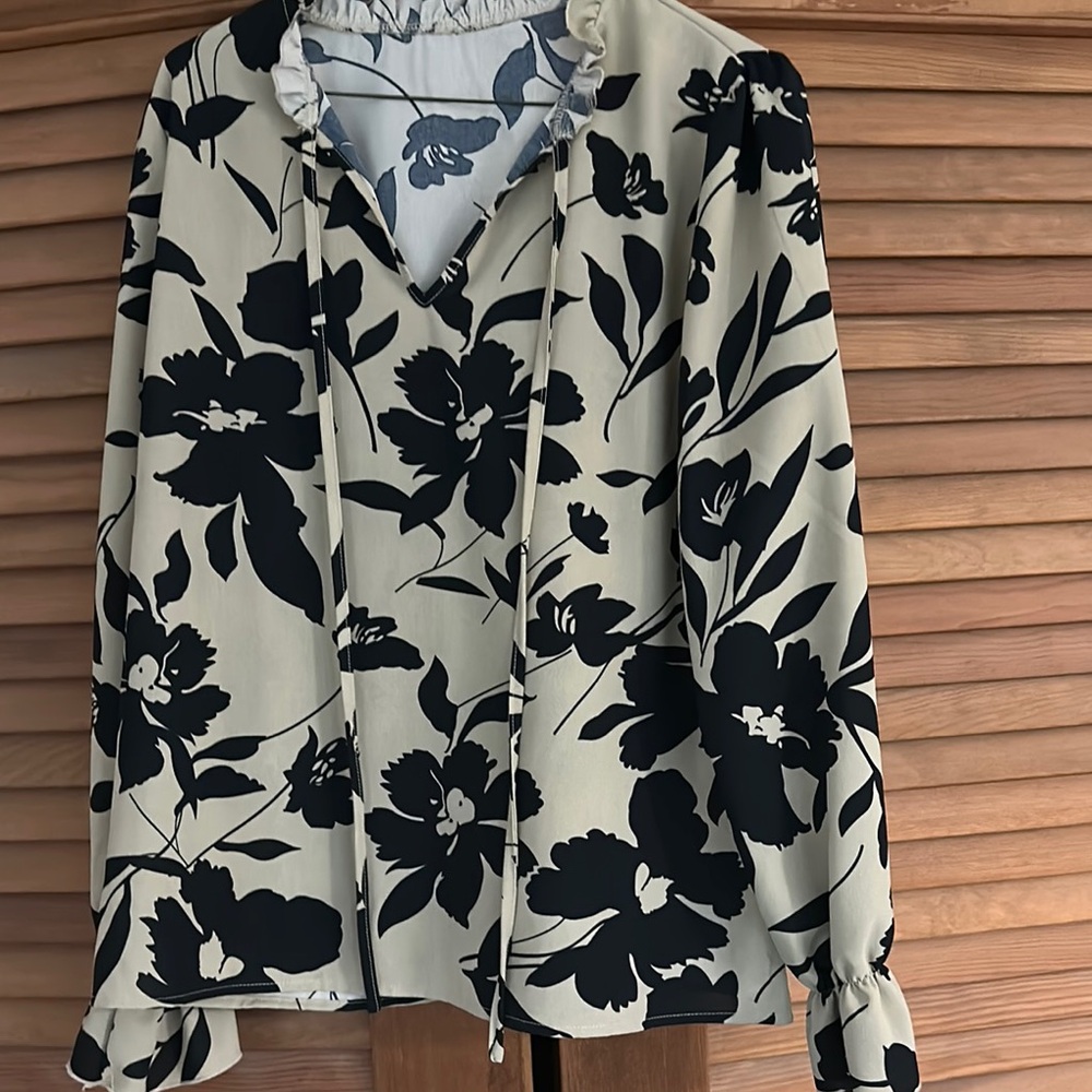 Floral Black and Cream Women's Top